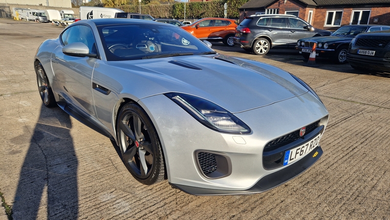 Lot 2000 - Jaguar F-Type V6